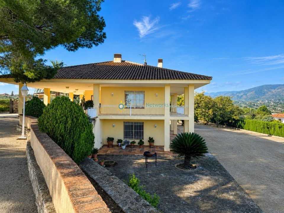 Villa i Ontinyent, Valencia - foto 1